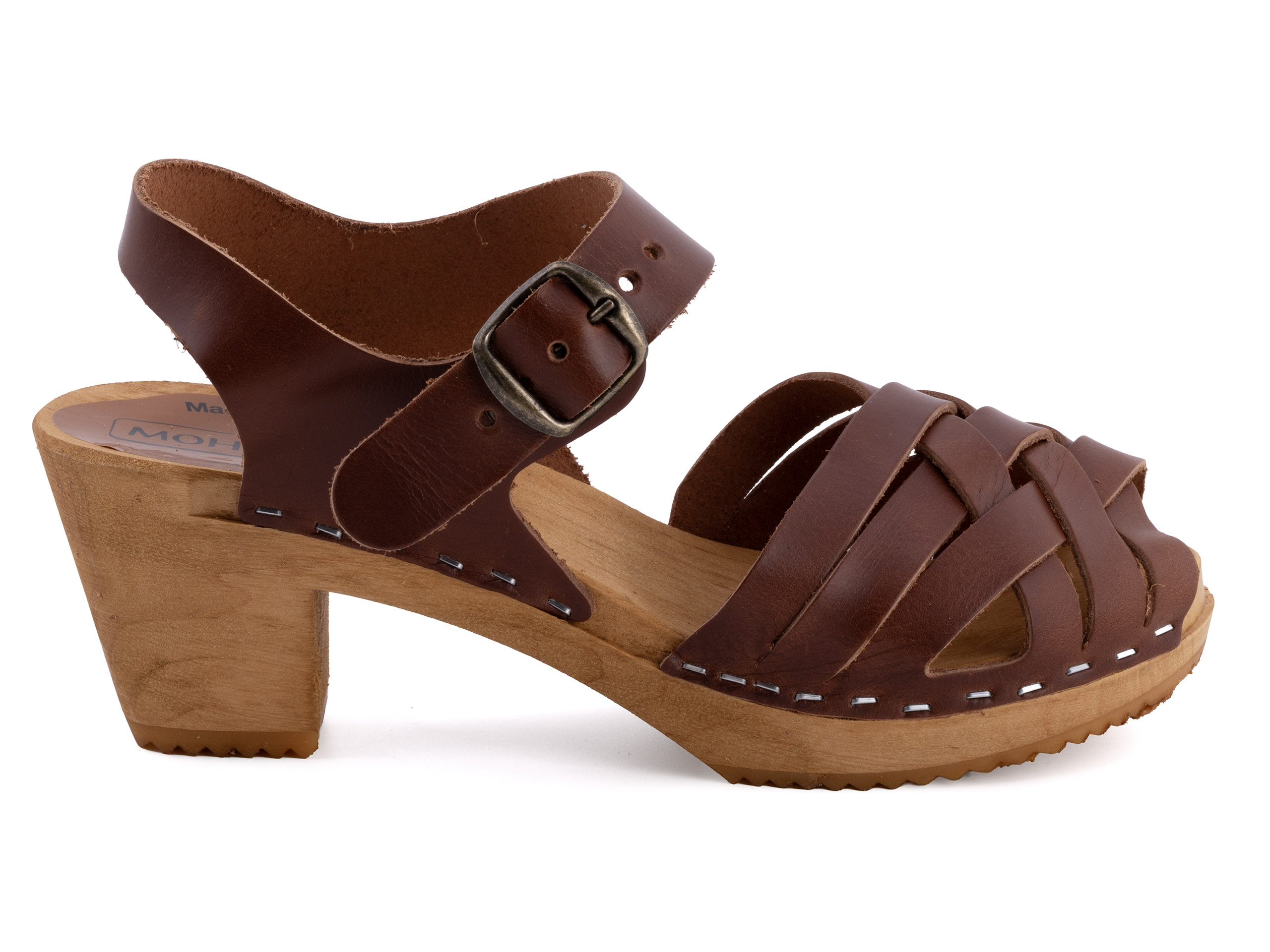 betty-pull-up Betty Pull Up